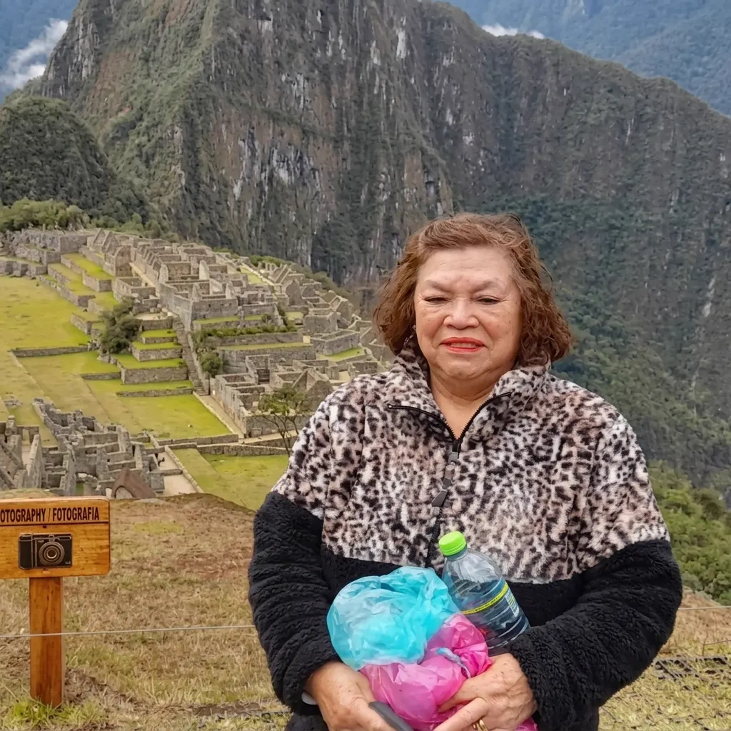 Pasajera de Rauquén en Machu Picchu, Perú